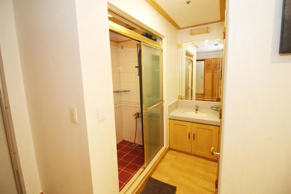 Konukevi Junho House Otel Seul