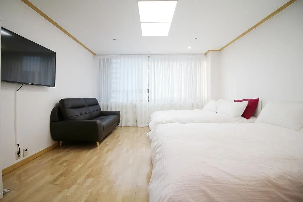 Junho House Otel Seul Güney Kore