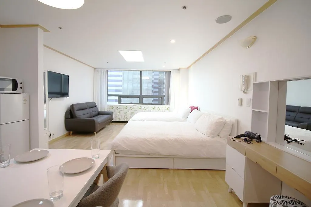 Konukevi Junho House Otel Seul
